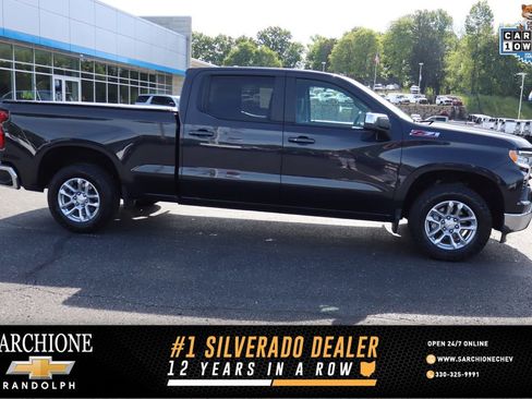 Used 2024 Chevrolet Silverado 1500 LT w/ Z71 Off-Road Package AWD/4WD image 1