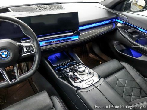 Used 2024 BMW i5 M60 w/ Executive Package image 17