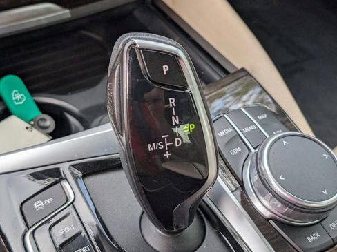 Used 2019 BMW 530i xDrive w/ Convenience Package AWD/4WD image 30