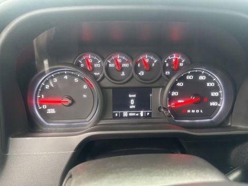 Used 2025 Chevrolet Silverado 2500 Custom w/ Snow Plow Prep/Camper Package image 17