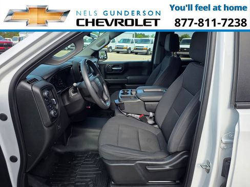 Used 2021 Chevrolet Silverado 1500 Custom Trail Boss AWD/4WD image 15