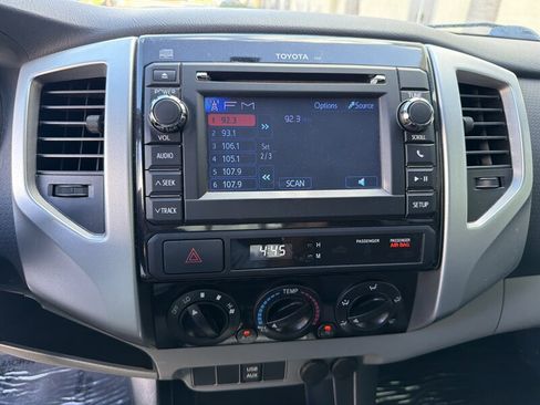 Used 2013 Toyota Tacoma PreRunner RWD image 21