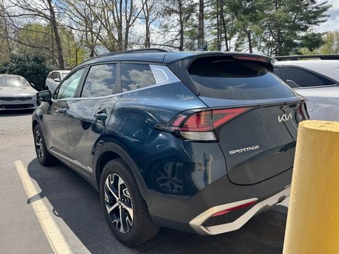 Certified 2023 Kia Sportage EX w/ EX Premium Package image 7