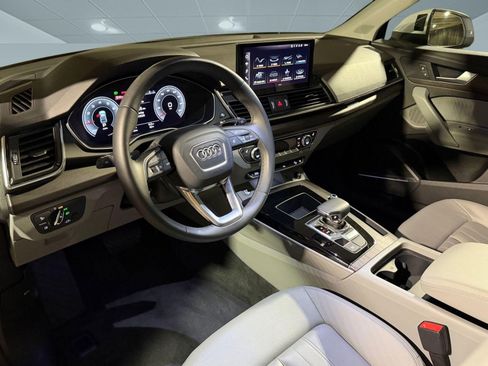 Certified 2023 Audi Q5 2.0T Premium Plus w/ Premium Plus Package AWD/4WD image 4