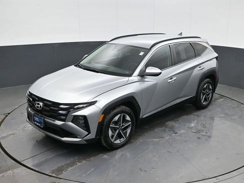 Certified 2025 Hyundai Tucson SEL image 13