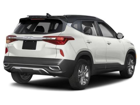 Used 2023 Kia Seltos S AWD/4WD image 2