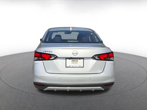 Used 2025 Nissan Versa SV FWD image 12
