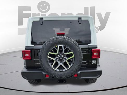 New 2026 Jeep Wrangler Unlimited Sahara w/ Whitecap Package AWD/4WD image 6