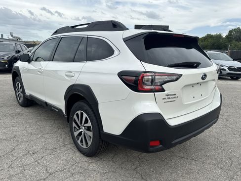 New 2025 Subaru Outback Premium image 5