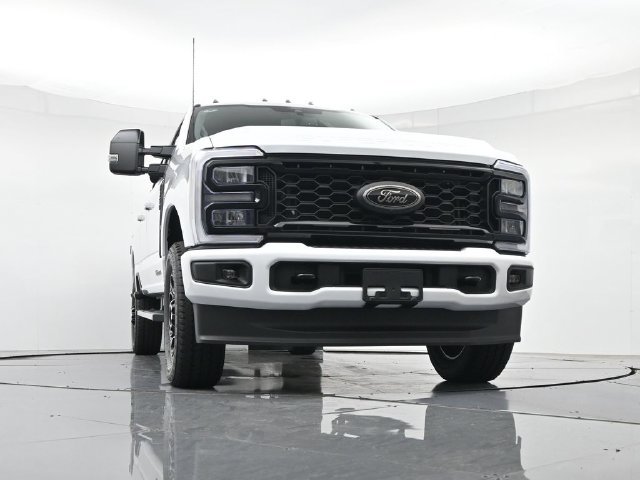 New 2026 Ford F350 Lariat w/ Black Appearance Package AWD/4WD image 41