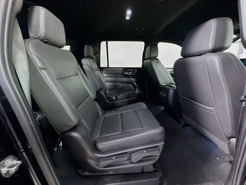 Used 2024 Chevrolet Suburban Z71 AWD/4WD image 33