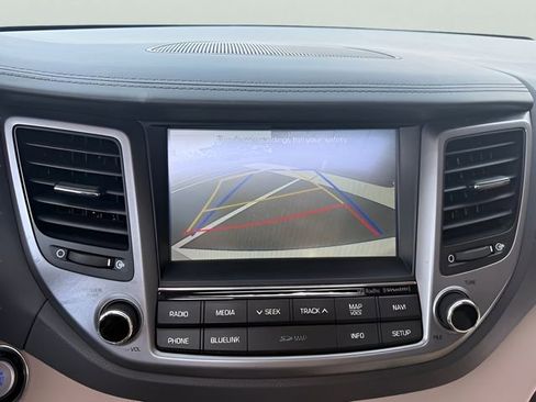 Used 2016 Hyundai Tucson Limited w/ Option Group 03 AWD/4WD image 19