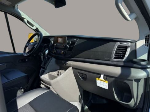 New 2025 Ford Transit 350 148 Low Roof AWD image 17