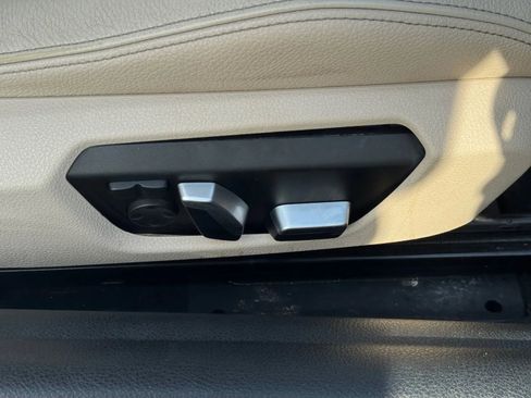 Used 2016 BMW M235i Convertible w/ Technology Package image 56