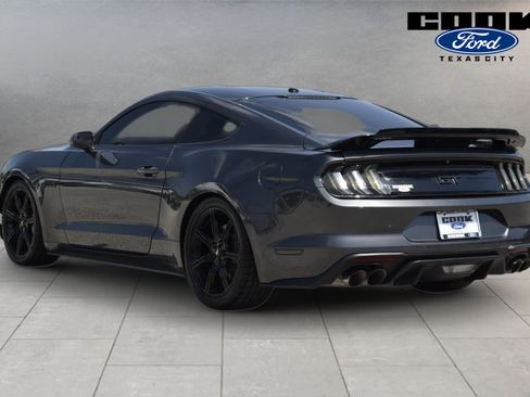 Used 2019 Ford Mustang GT w/ Equipment Group 301A RWD image 4