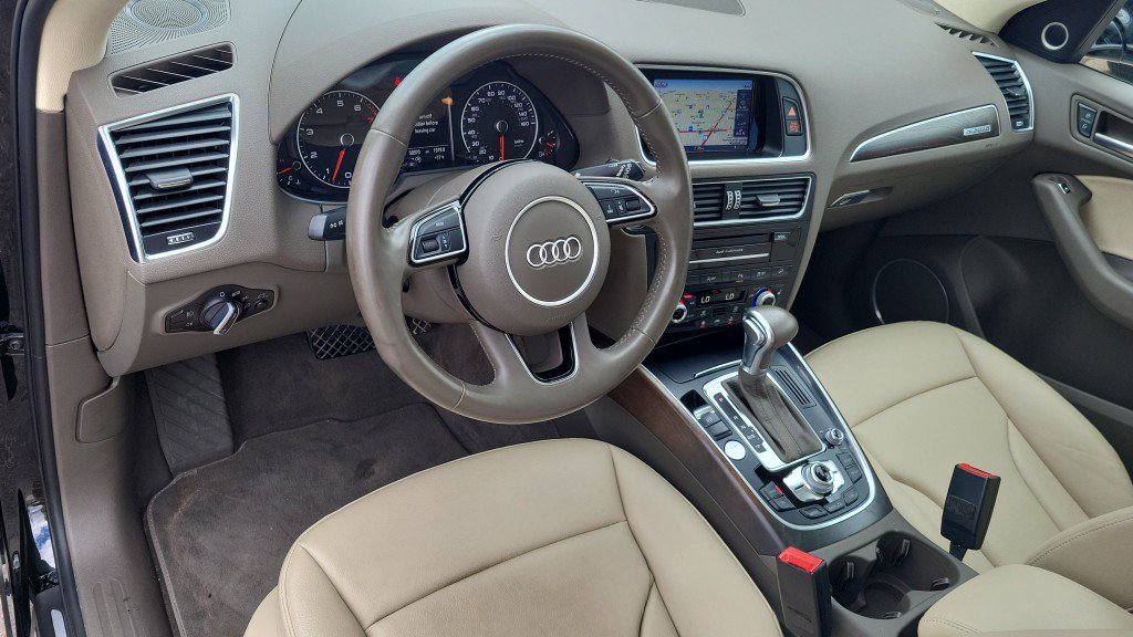 Used 2016 Audi Q5 3.0T Premium Plus w/ Technology Package AWD/4WD image 21
