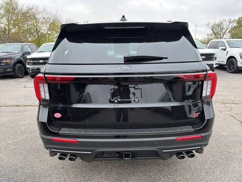 New 2026 Ford Explorer ST w/ Sun And Sound Package image 4