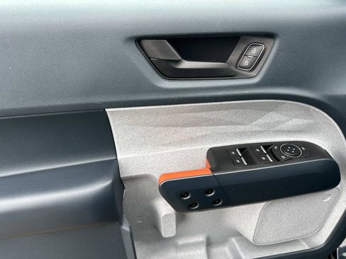 Used 2022 Ford Maverick XLT w/ Equipment Group 300A Standard image 14