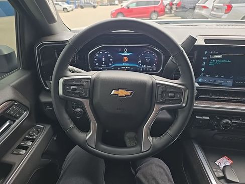 Used 2025 Chevrolet Silverado 2500 LTZ w/ LTZ Plus Package image 19