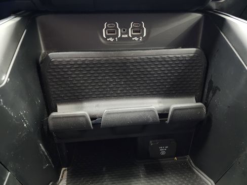 Used 2024 RAM 3500 Laramie w/ Night Edition image 51