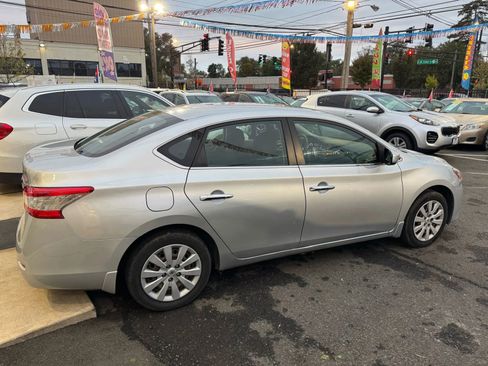 Used 2015 Nissan Sentra S image 4