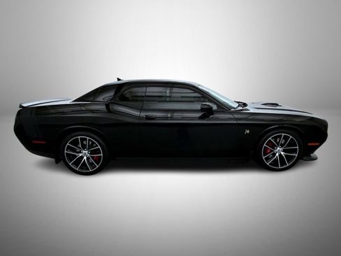 Used 2018 Dodge Challenger R/T Scat Pack image 4