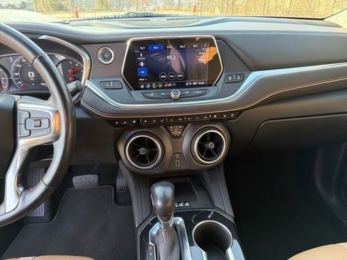 Used 2021 Chevrolet Blazer Premier w/ Driver Confidence II Package image 17