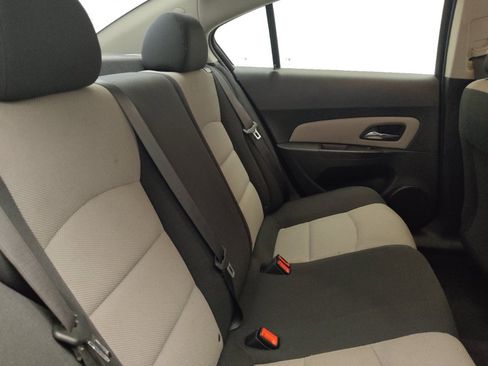 Used 2016 Chevrolet Cruze LS FWD image 19