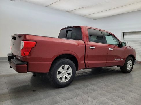 Used 2019 Nissan Titan SV w/ SV Convenience Package image 10