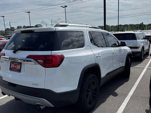 Used 2019 GMC Acadia SLT AWD/4WD image 4
