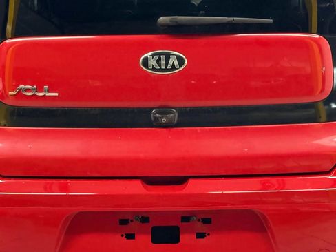 Used 2017 Kia Soul + w/ Designer's Package image 11