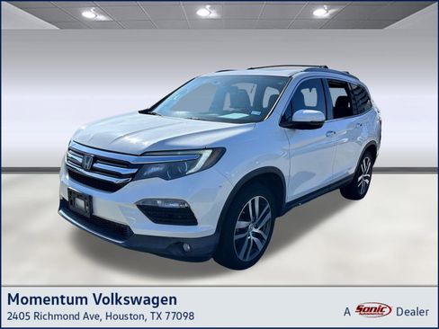 Used 2017 Honda Pilot Elite image 1