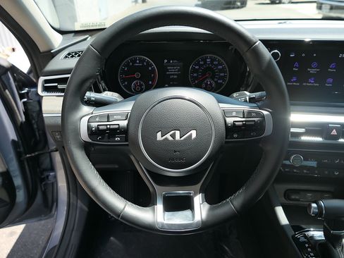 Used 2023 Kia K5 EX FWD image 16