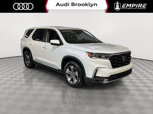 Used 2025 Honda Pilot EX-L image 1