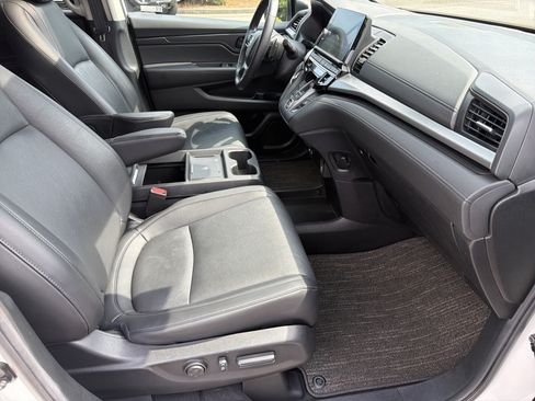 Used 2025 Honda Odyssey EX-L image 22