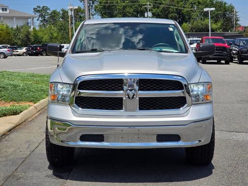 Used 2019 RAM 1500 Classic SLT RWD image 22