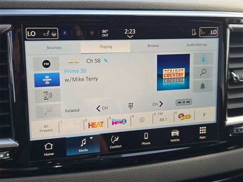 New 2025 Chrysler Voyager LX image 14