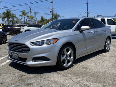Used 2016 Ford Fusion S w/ Equipment Group 101A image 2