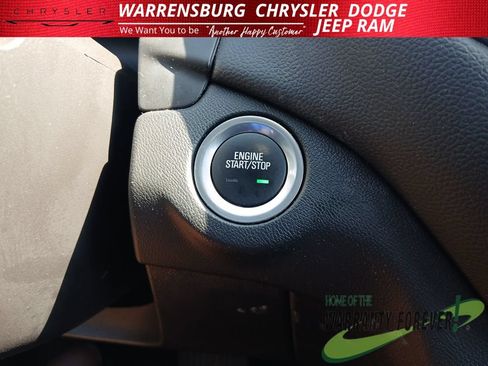 Used 2024 Chevrolet Equinox LT AWD/4WD image 28