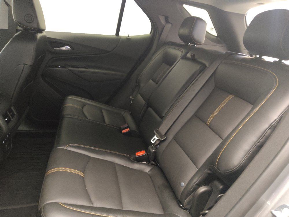 Used 2023 Chevrolet Equinox Premier AWD/4WD image 18