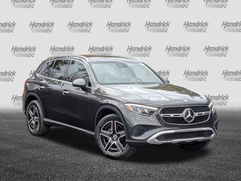 New 2026 Mercedes-Benz GLC 300 image 2