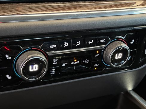 Used 2023 Chevrolet Silverado 1500 LT Trail Boss w/ Protection Package image 23