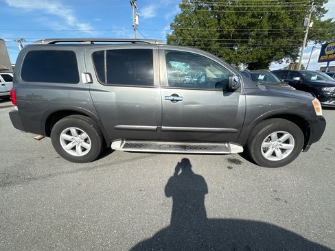 Used 2011 Nissan Armada SV w/ Driver Pkg image 6