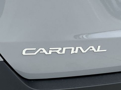 New 2026 Kia Carnival EX image 32