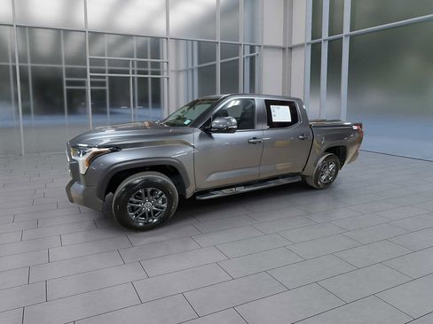 Used 2024 Toyota Tundra SR5 image 4