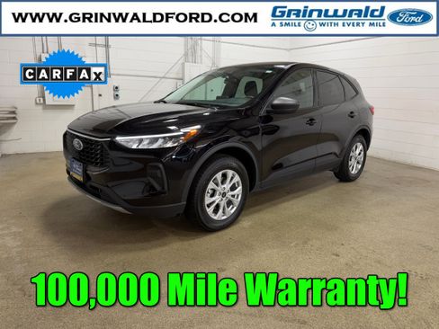 Used 2025 Ford Escape Active AWD/4WD image 1