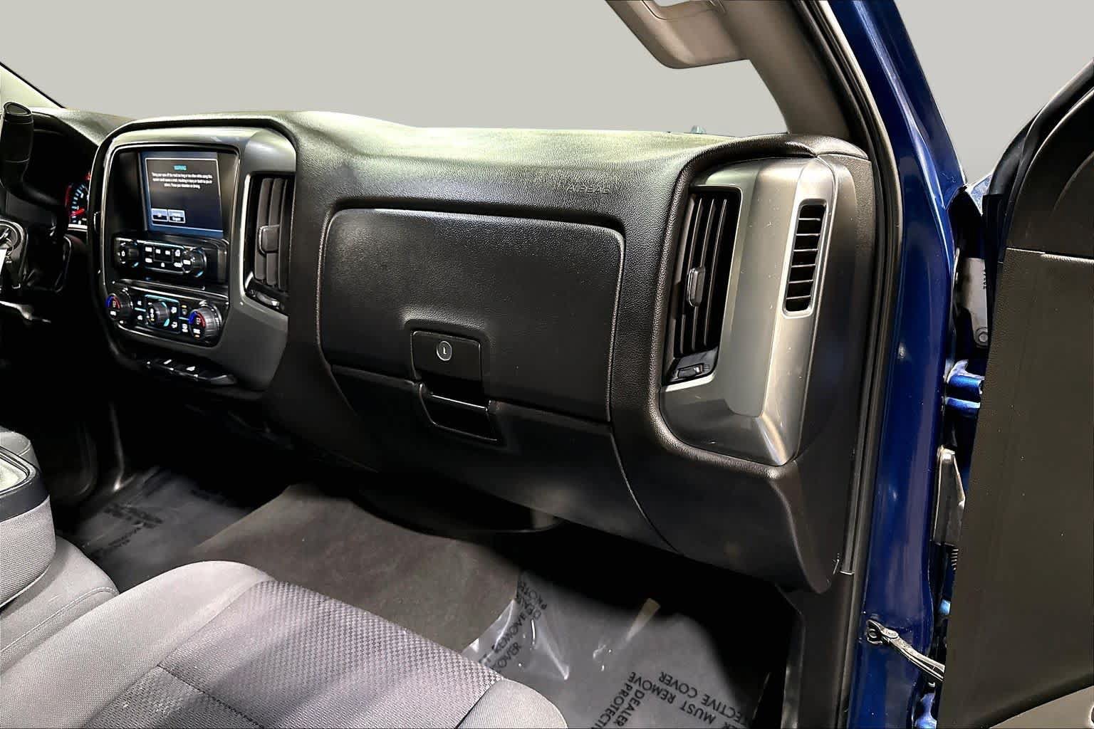 Used 2019 Chevrolet Silverado 1500 LT w/ All Star Edition AWD/4WD image 19