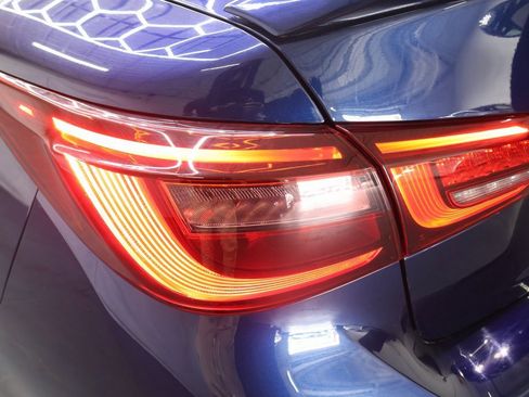 Used 2022 INFINITI Q50 Luxe w/ Cargo Package image 28