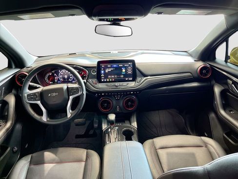 Used 2024 Chevrolet Blazer RS w/ Enhanced Convenience Package FWD image 23