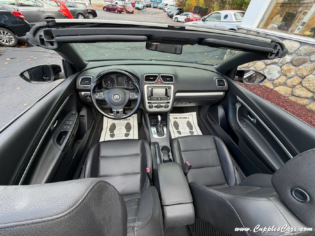 Used 2015 Volkswagen Eos Komfort FWD image 21